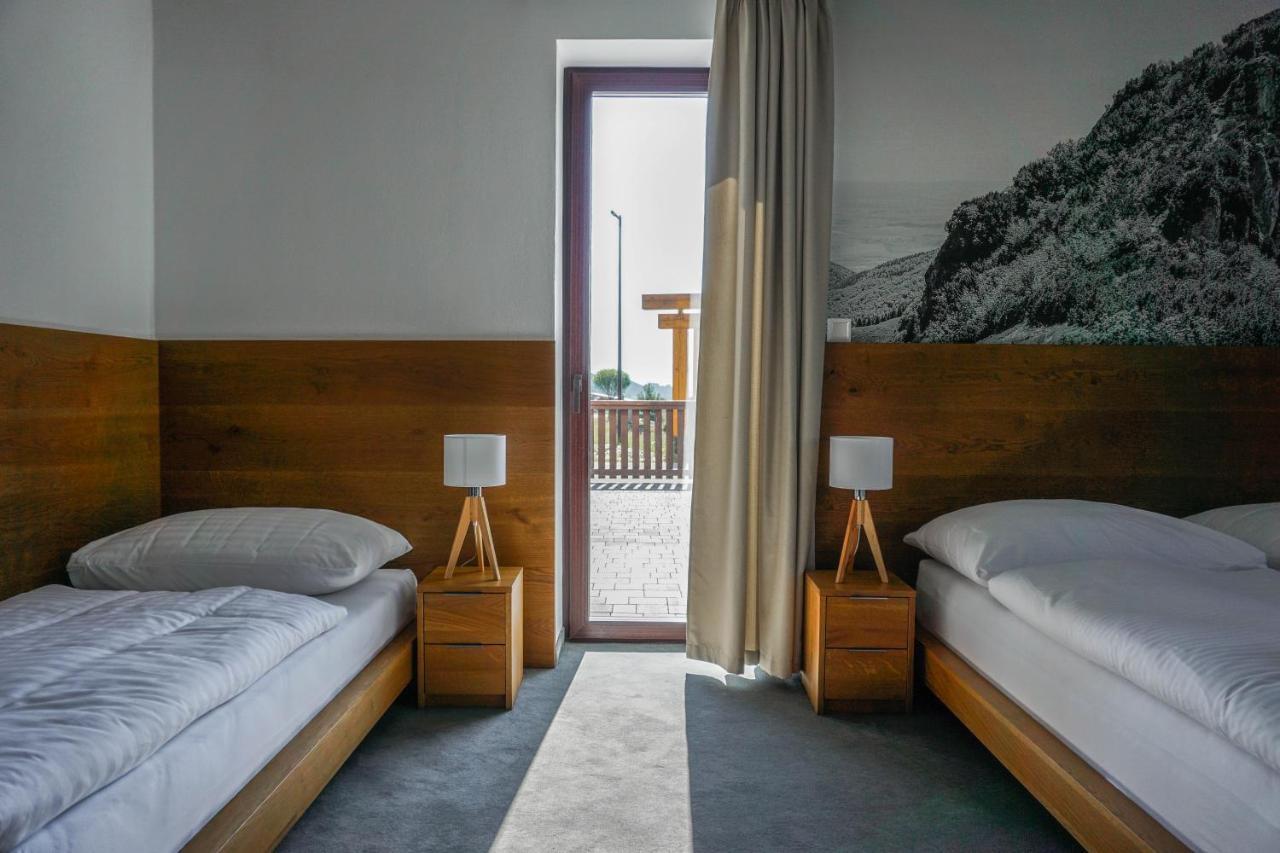 Apartmany Sport & Ski Valča エクステリア 写真
