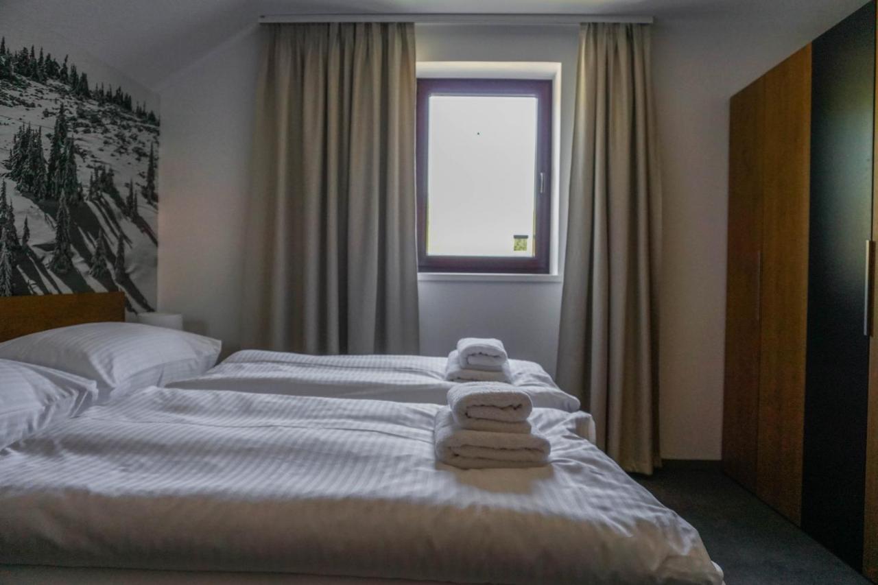 Apartmany Sport & Ski Valča エクステリア 写真